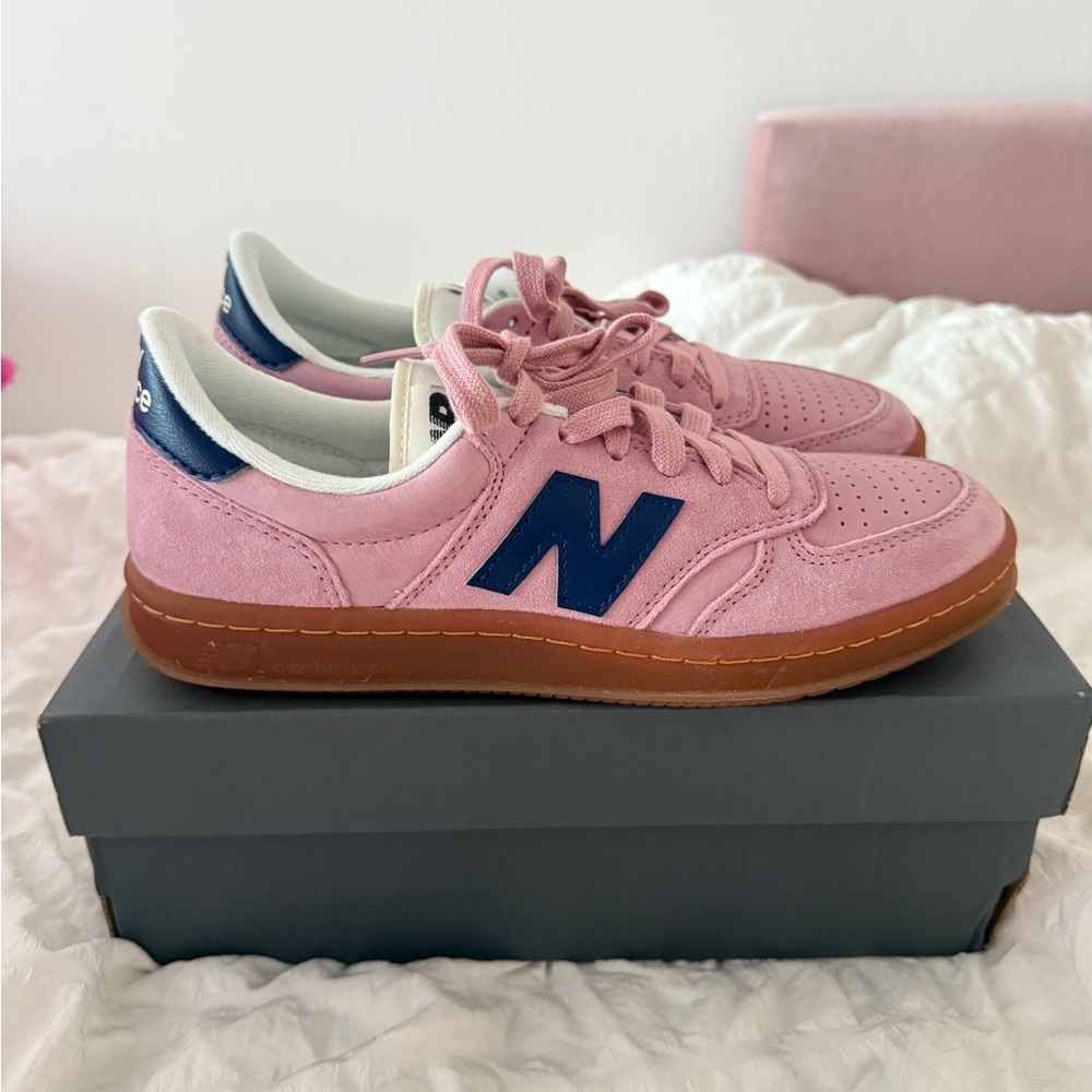 NEW New Balance T500 Sneakers in Pink/Blue